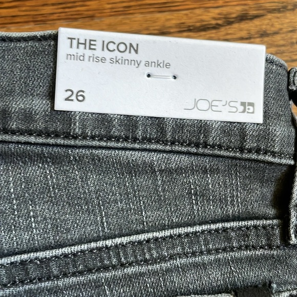NWT, Joe’s ‘The Icon’ Mid-rise Skinny Ankle Jeans! - Picture 6 of 9